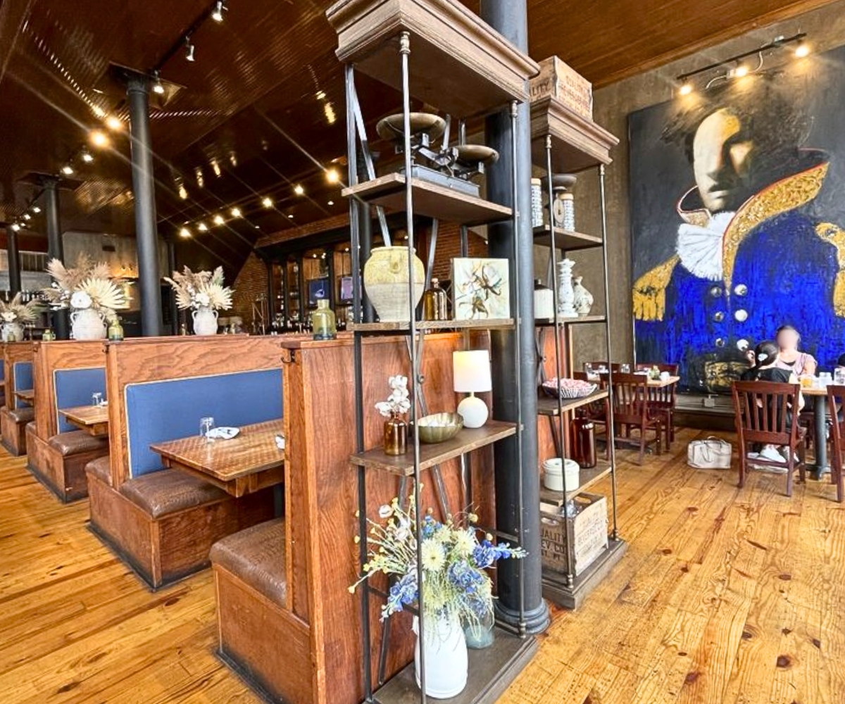 interior of Cotton in Monroe, LA