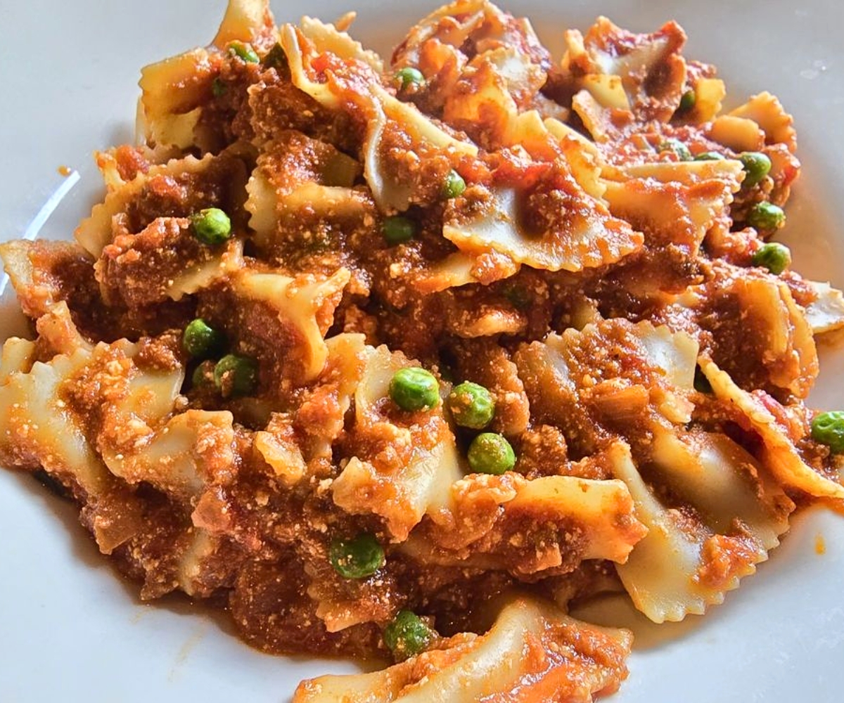 Sicilian Pasta at Leonardo's Italian Grille in Romulus, MI