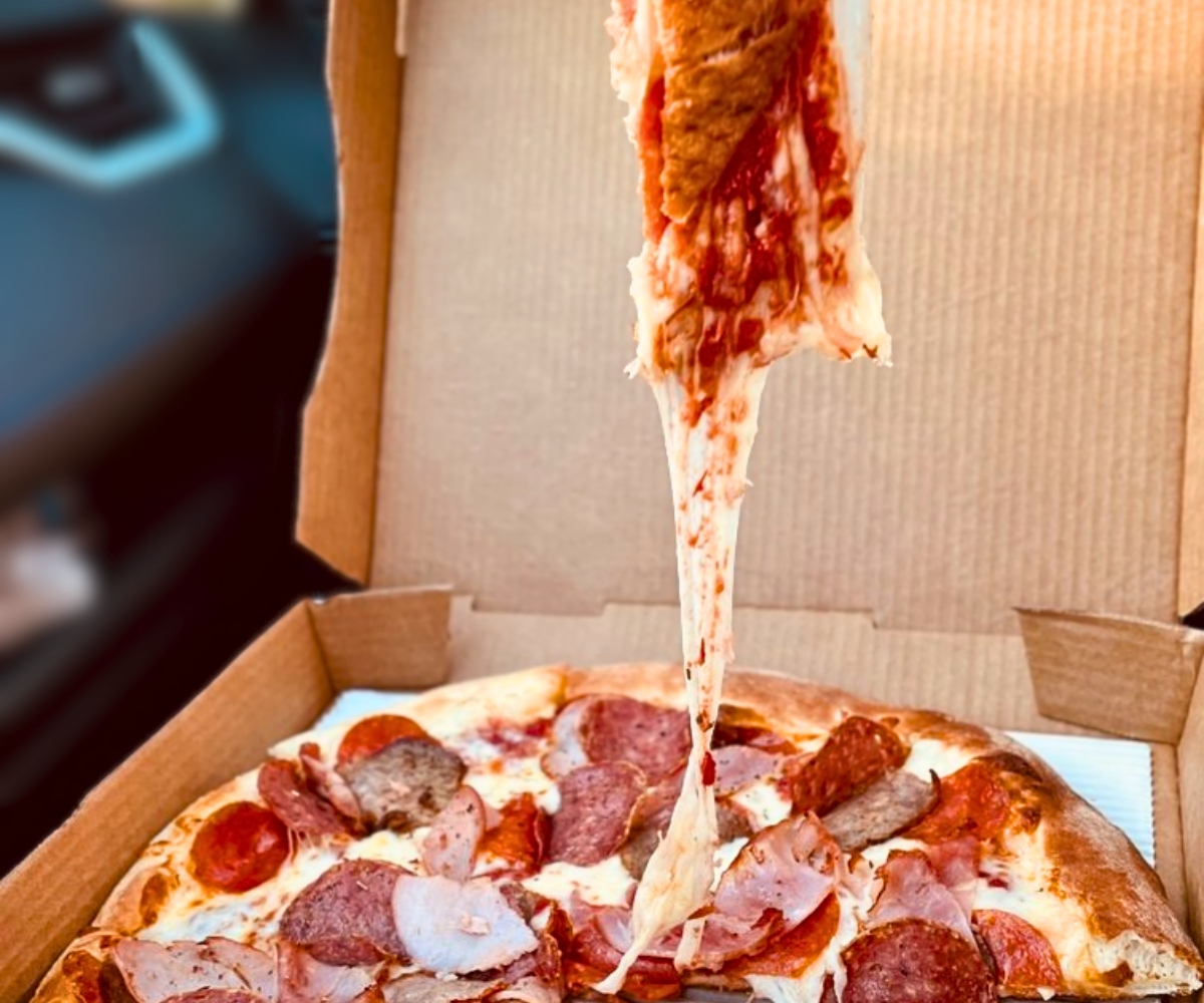 pizza at Mofo's Pizza & Pasta in Incline Village, Nevada