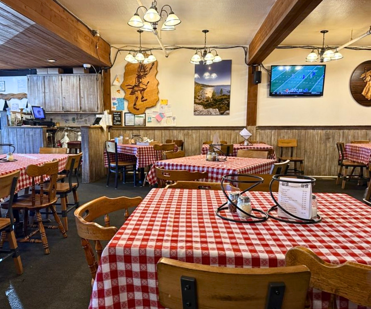 interior of Mofo's Pizza & Pasta in Incline Village, Nevada