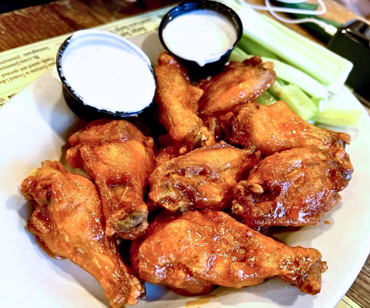 Buffalo Wings at Jimmy's Old Town Tavern in Herndon, Virginia