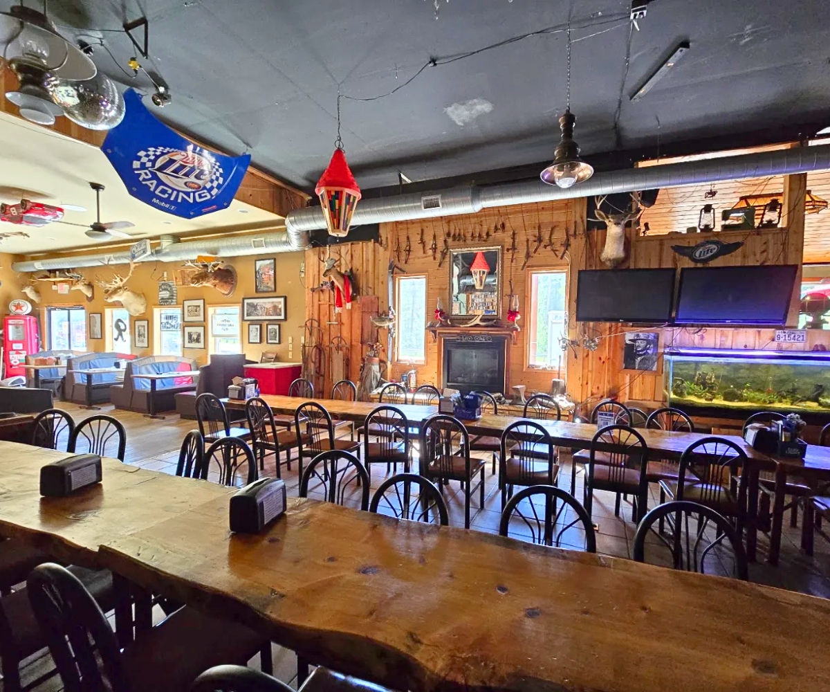 interior of Lewie's Burgers & Brews in Lead, South Dakota