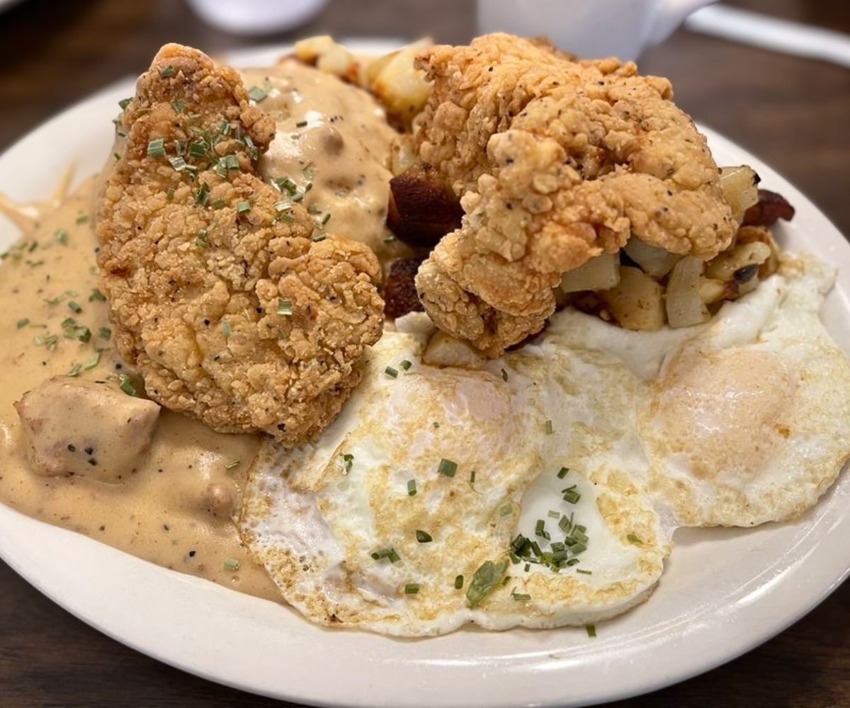Ultimate biscuit and gravy plate with fried chicken at Lemon Tree Café in Omaha, NE