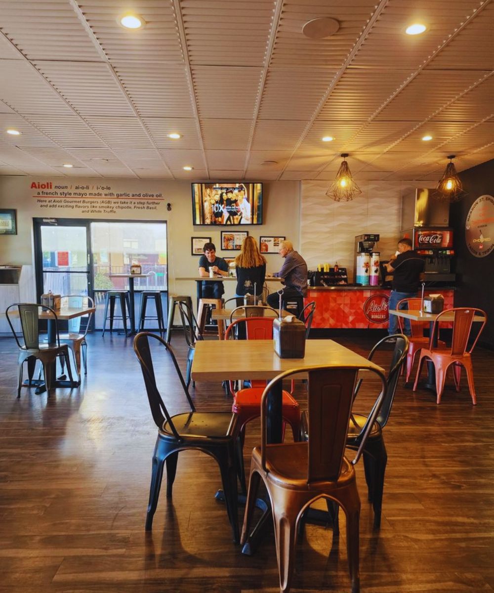 Photos for Aioli Gourmet Burgers - 32nd & Shea