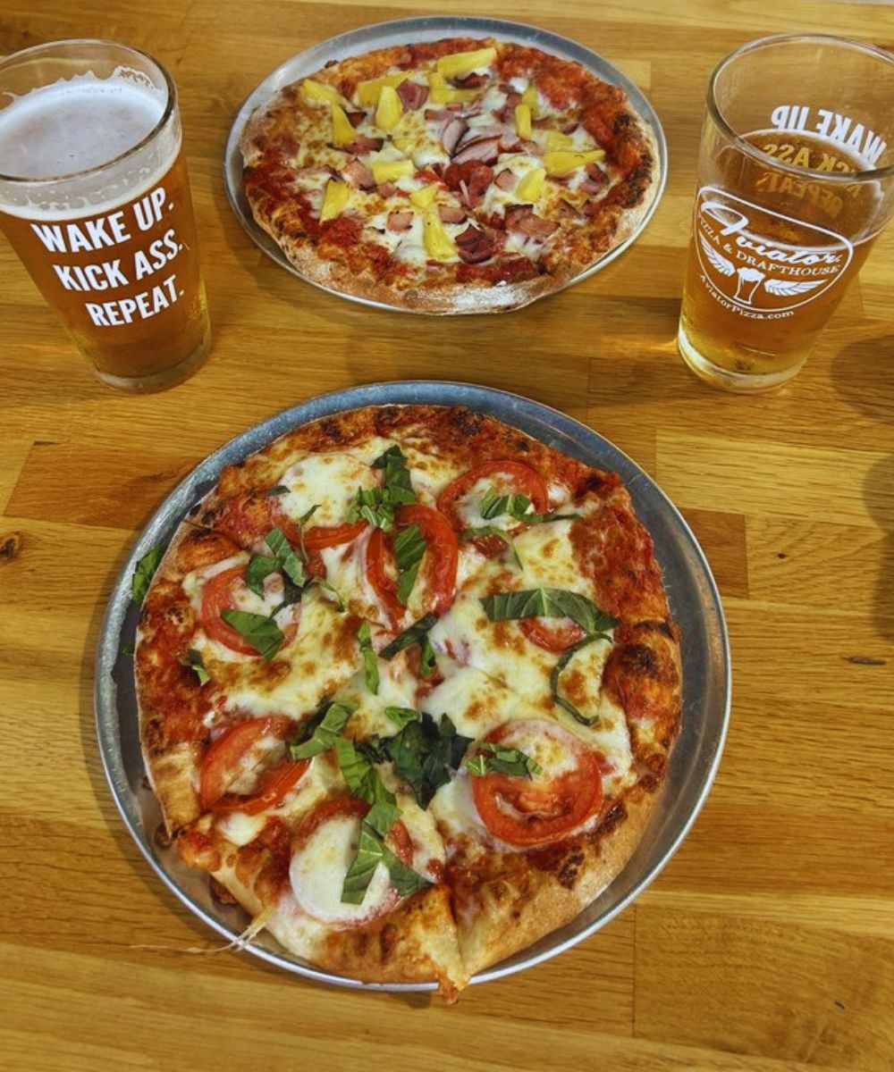 Photos for Aviator Pizza & Drafthouse