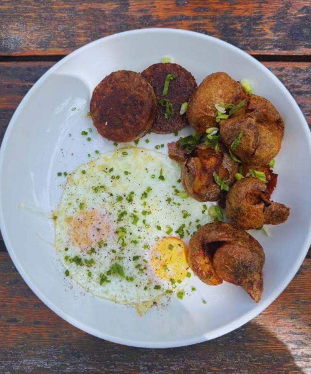 Photos for Longman & Eagle
