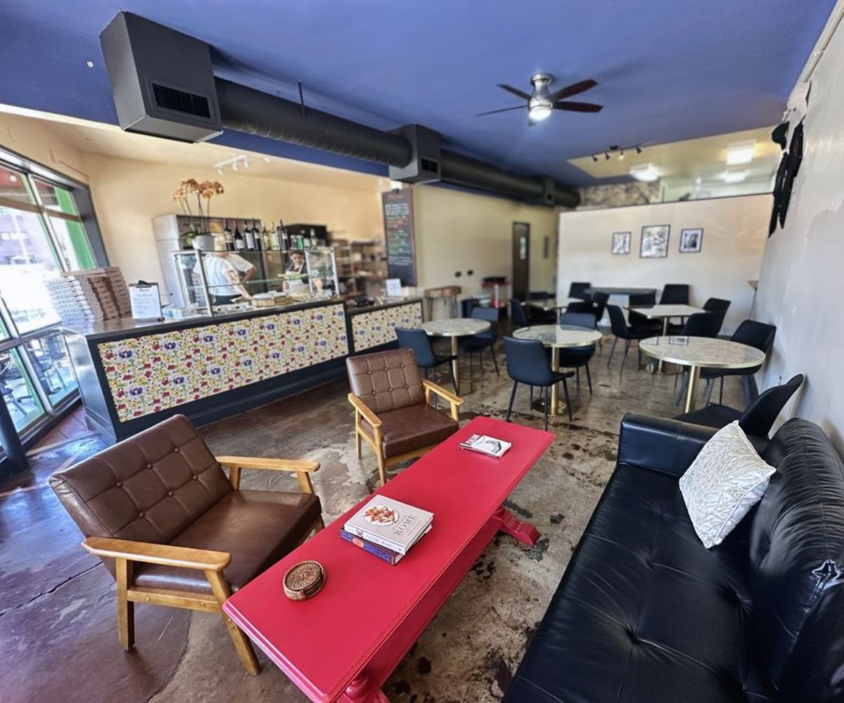 inside fabulist pizza in sacramento, CA