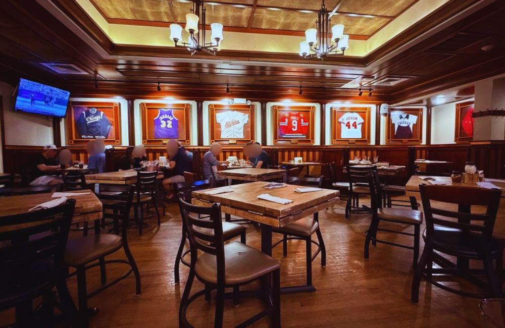 Photos for Lou Malnati's Pizzeria