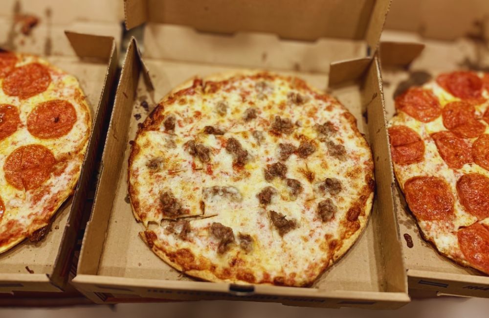 Photos for Windy City Pizza