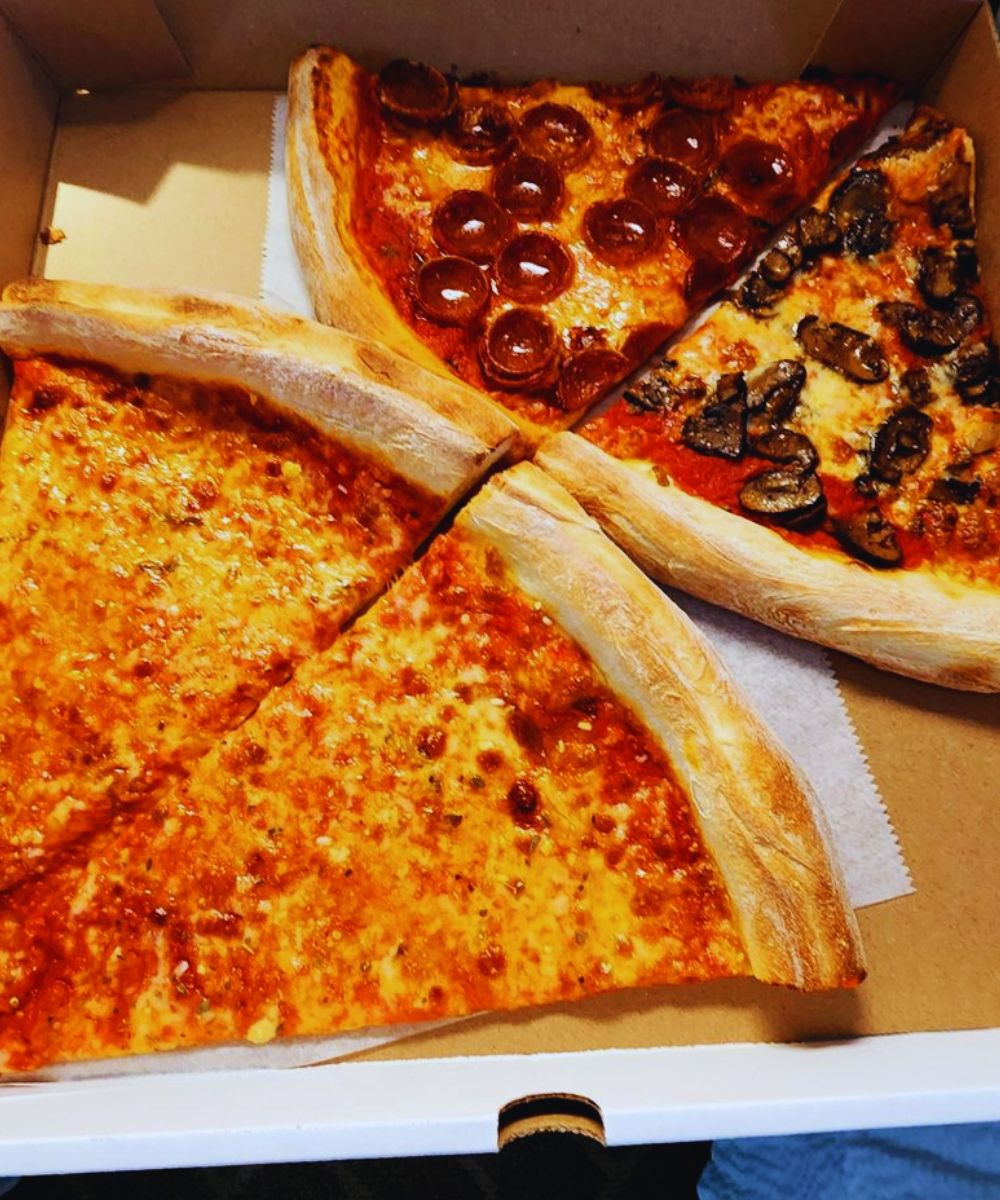 Photos for Vito's Slices and Ices