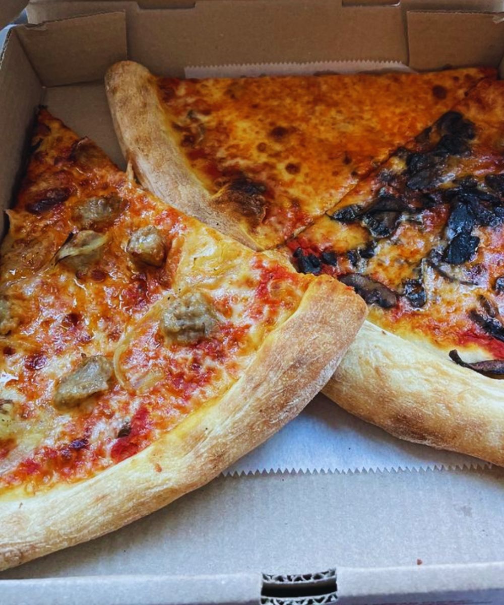 Photos for Vito's Slices and Ices