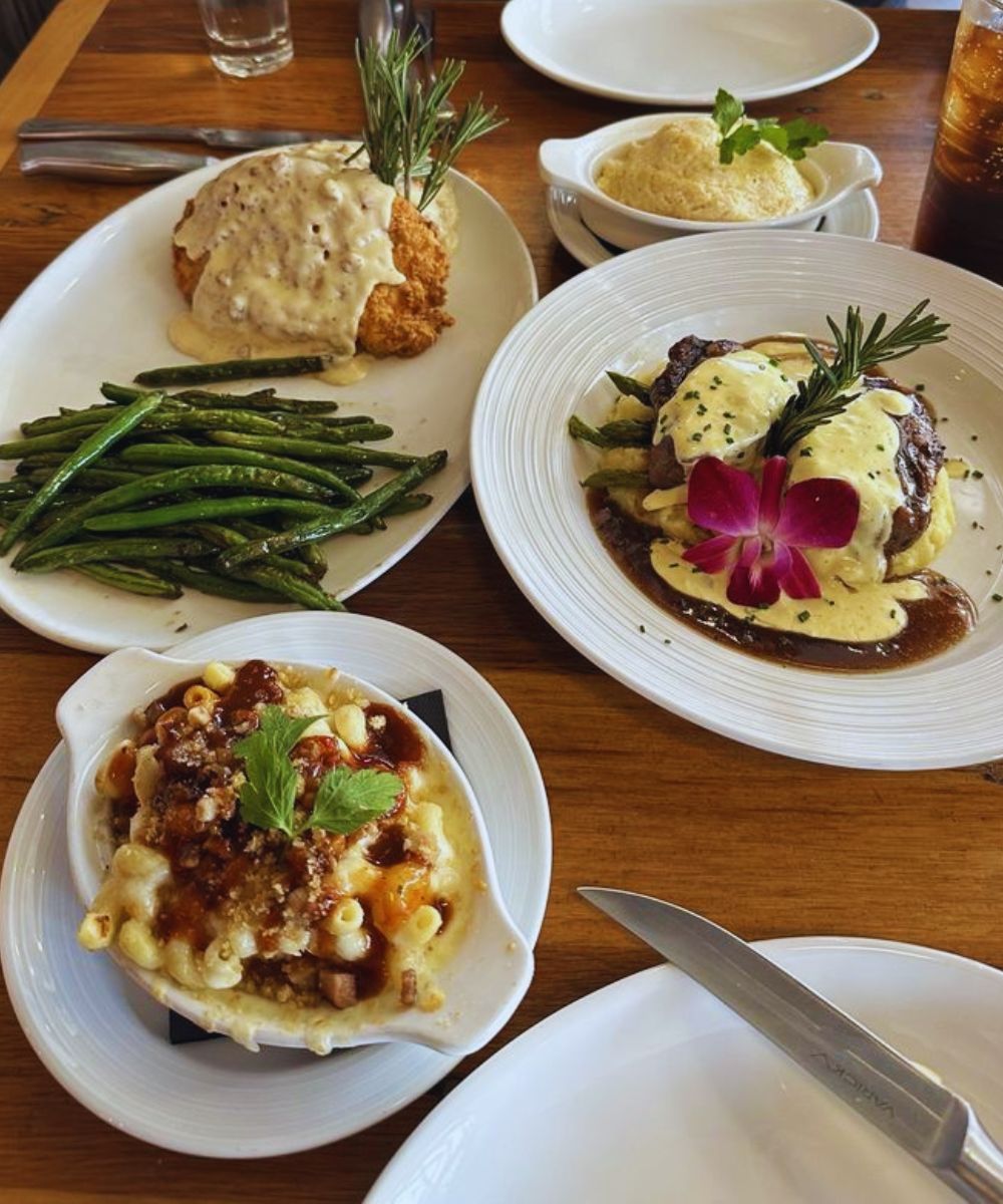 Photos for Carson's Food & Drink - On Main