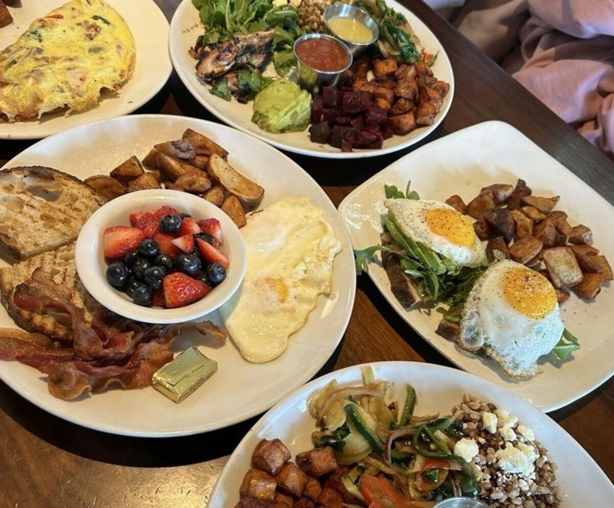 Milk & Honey, Chattanooga, TN