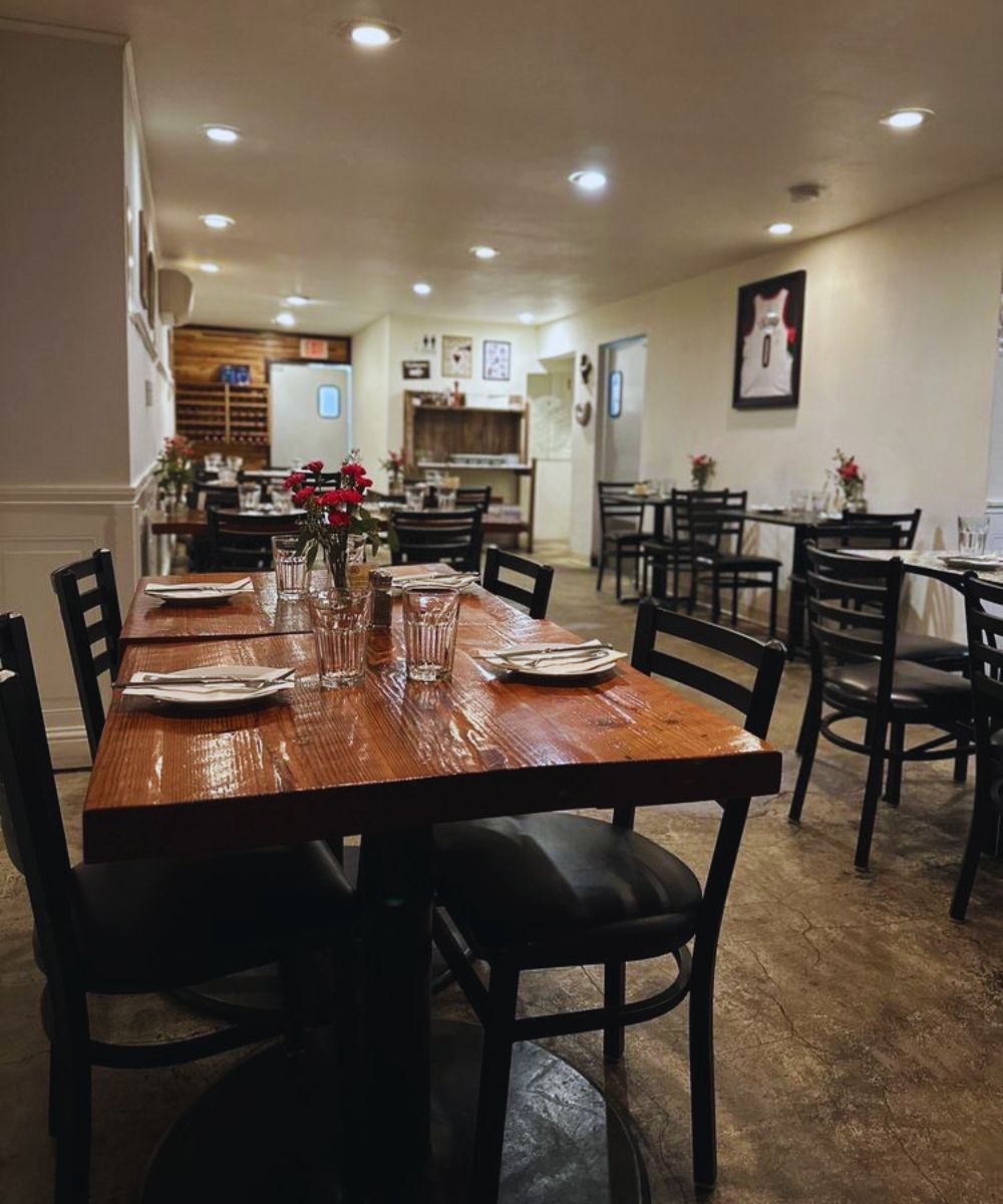Photos for Casa Italia On Division