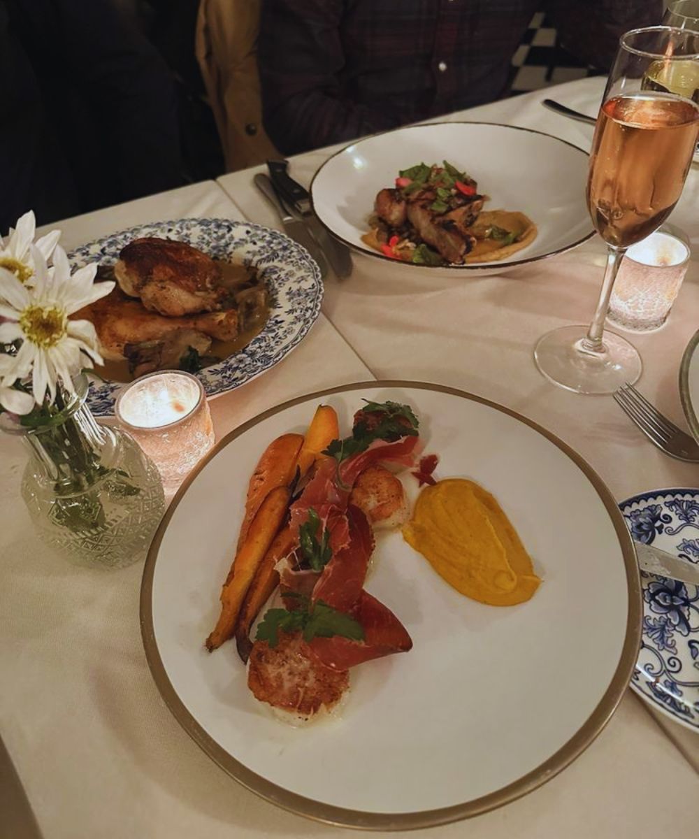 Photos for Tabard Inn Restaurant