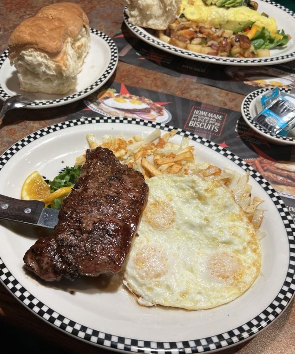 Photos for Black Bear Diner Las Vegas - Tropicana Ave