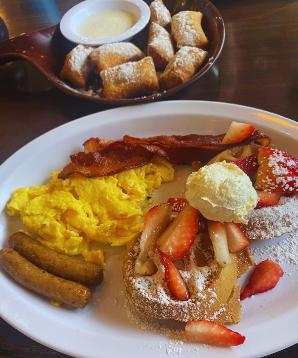 Photos for Lincoln Square Pancake House