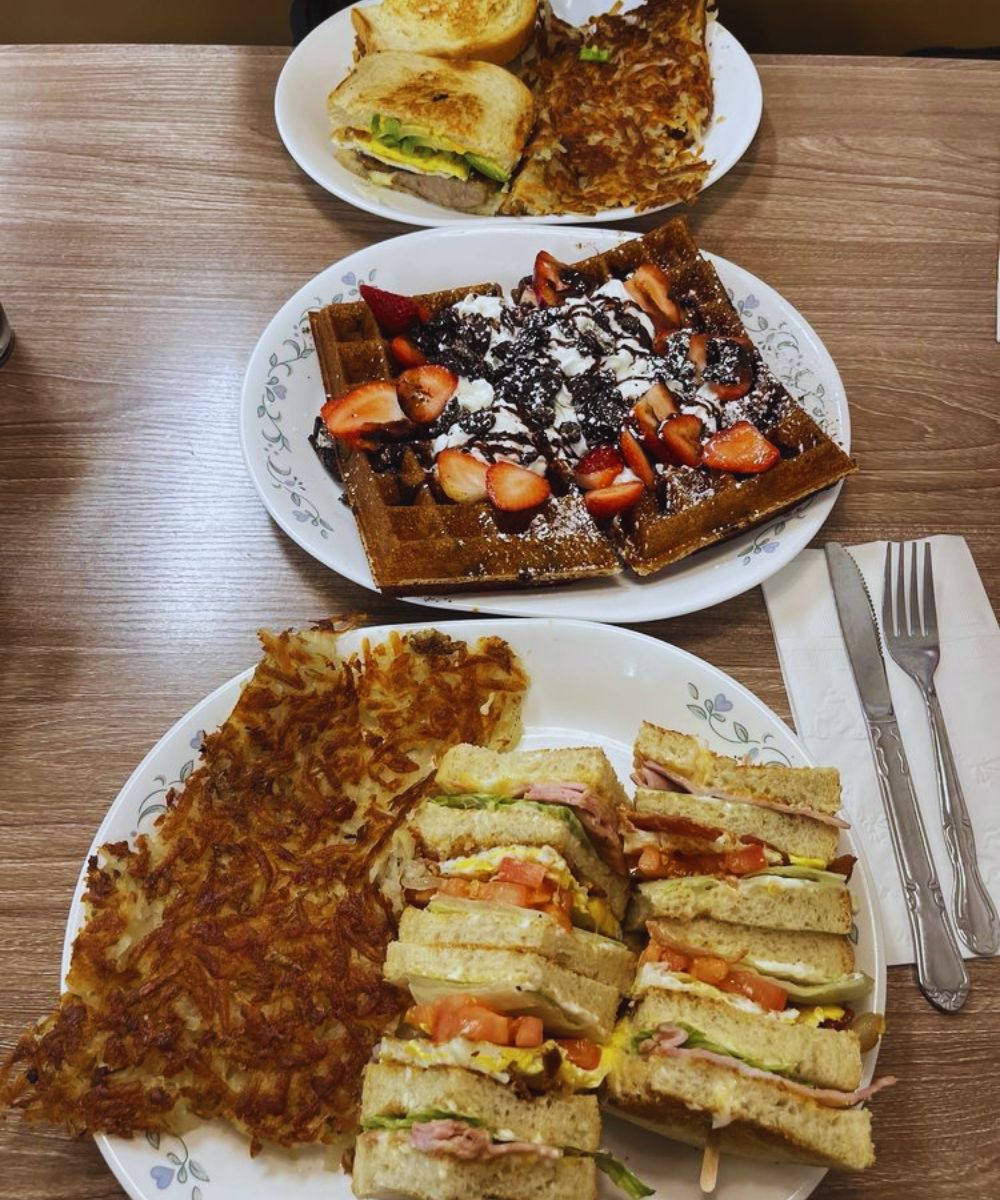 Photos for Hungry Fox