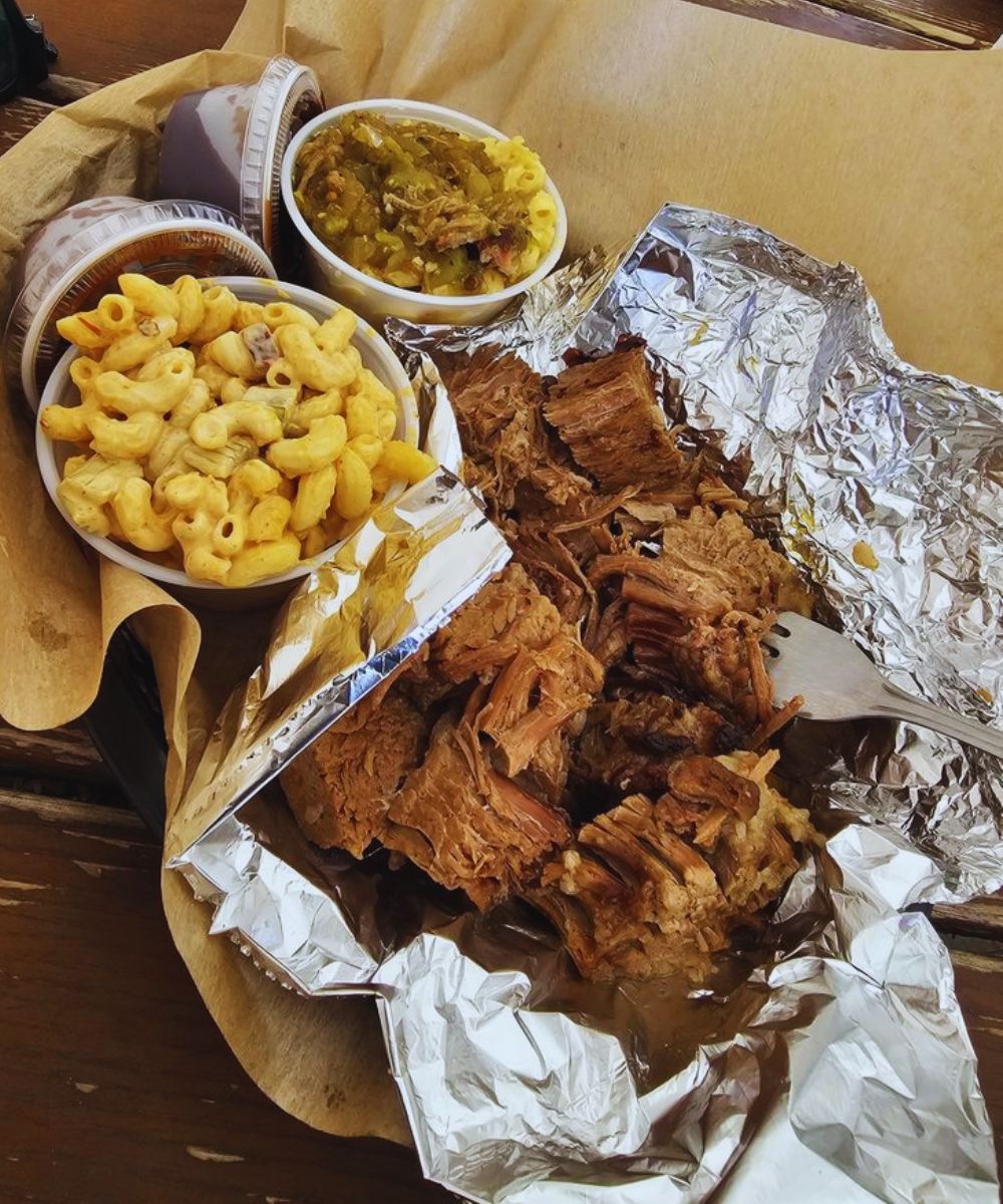 Photos for Piggin' Out Smokehouse