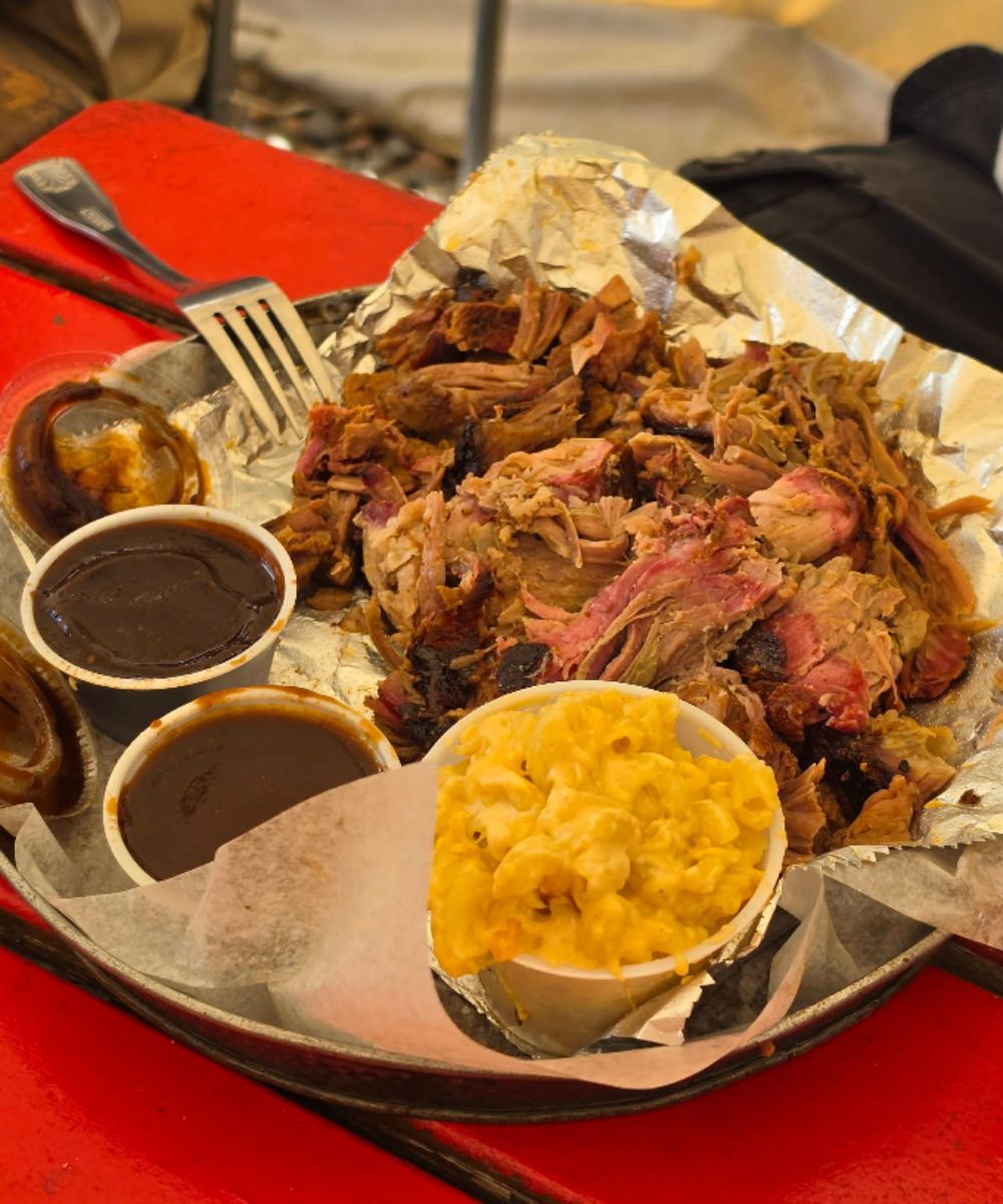 Photos for Piggin' Out Smokehouse