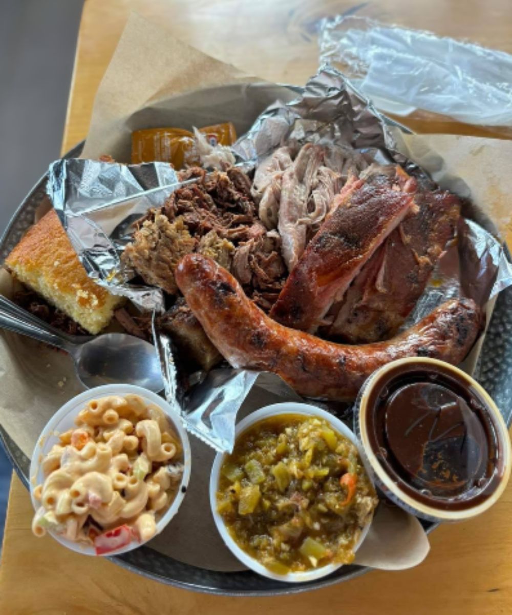 Photos for Piggin' Out Smokehouse