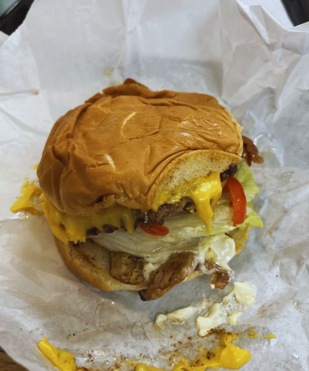 Photos for Giant Hamburgers