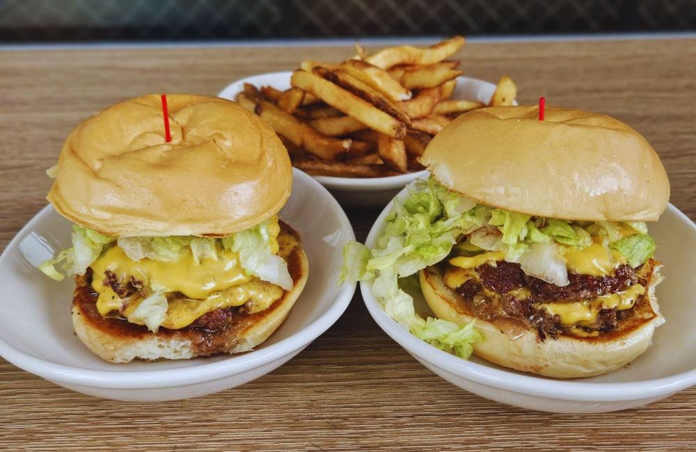 Photos for HiHo Cheeseburger | Santa Monica