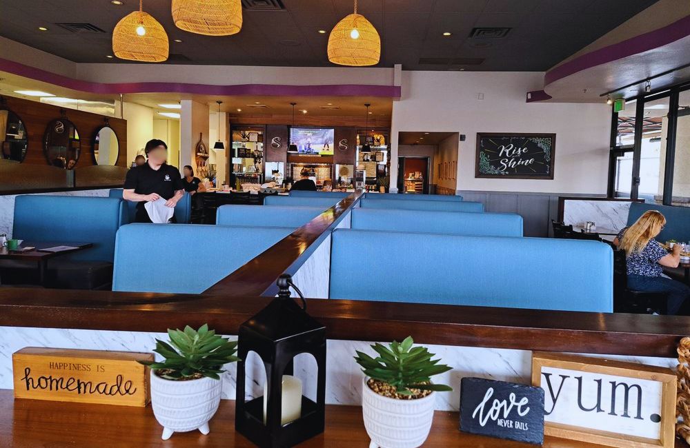 Photos for Four Sisters Cafe
