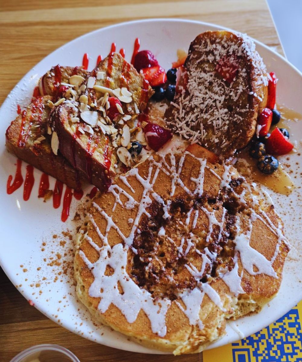 Photos for Broken Yolk Cafe