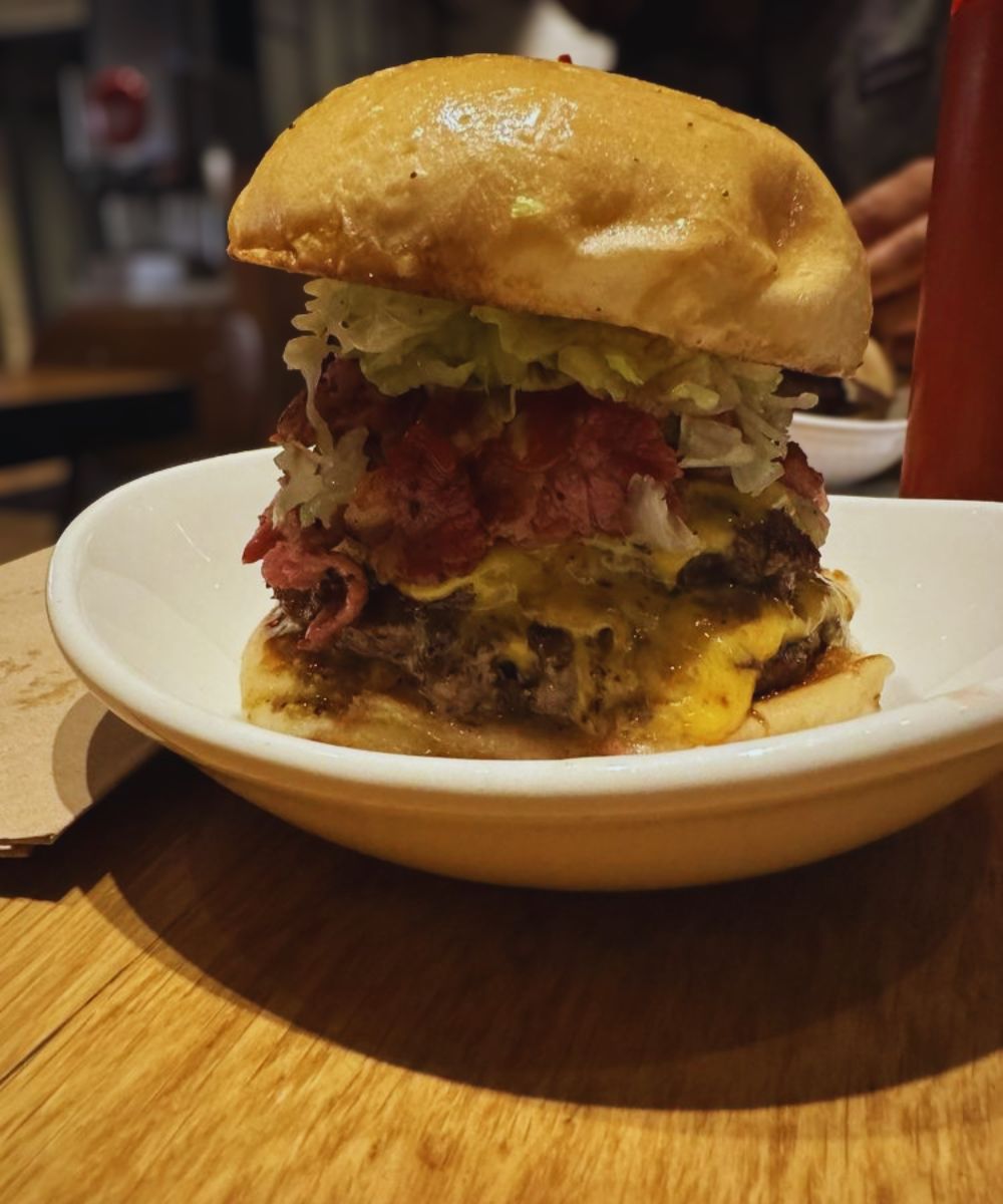 Photos for HiHo Cheeseburger | Santa Monica