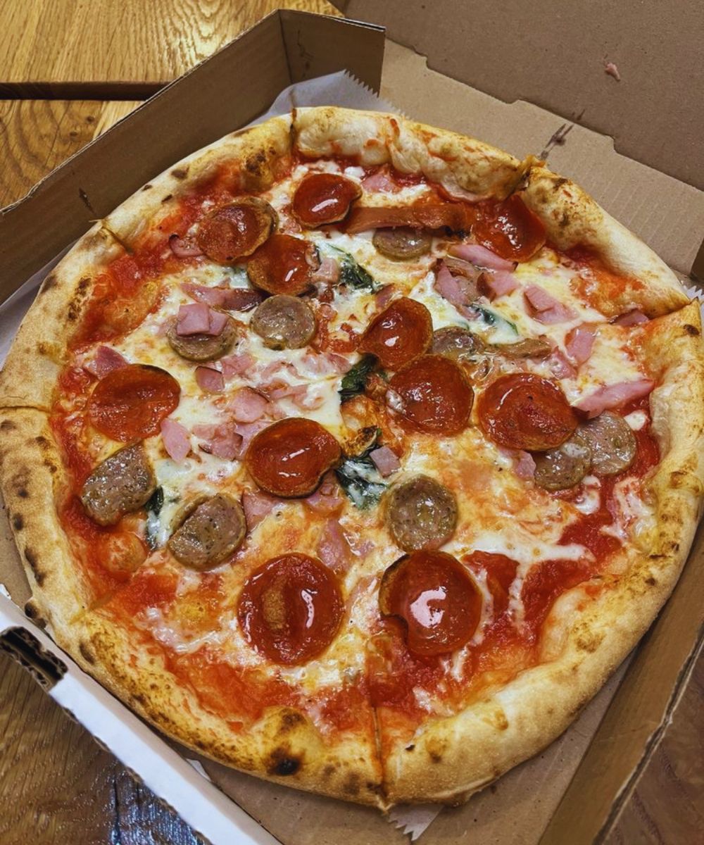 Photos for 90 Second Pizza