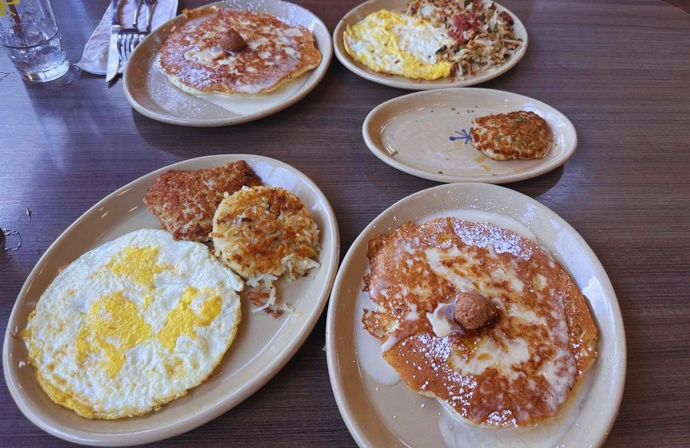 Photos for Snooze, an A.M. Eatery