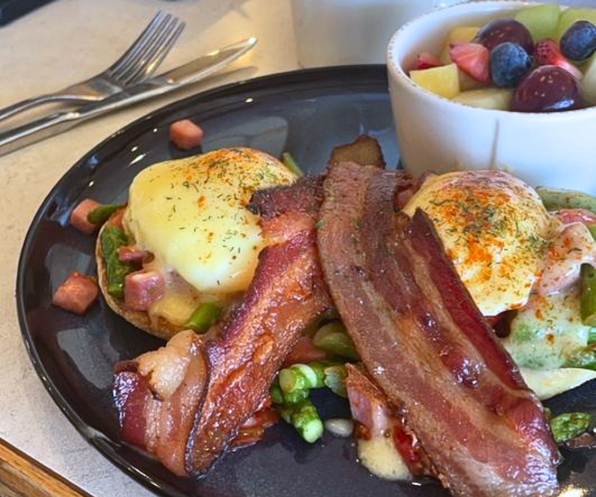 eggs benedict at Bluebird Cafe in Thornton, Colorado