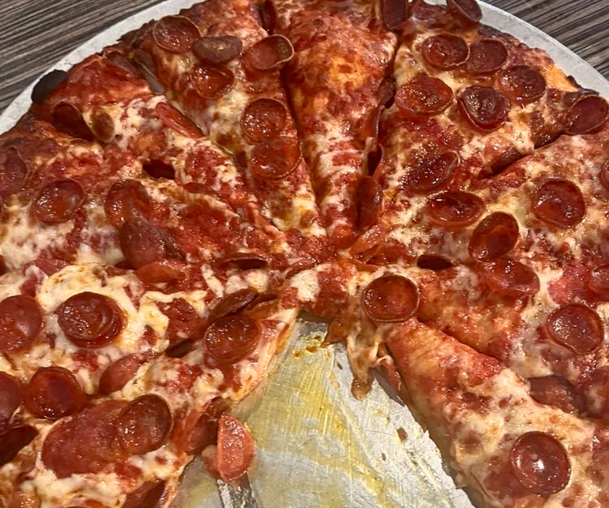 pizza at The Tattooed Dog in Wentzville, MO