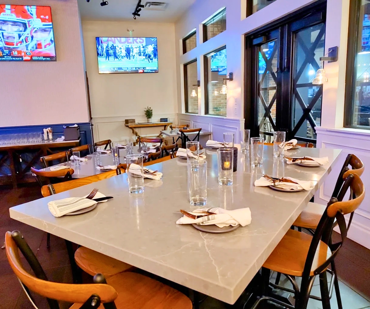 interior of Draft + Table Argenta in North Little Rock, AR