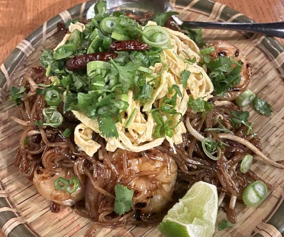 Kua Mee at Thip Khao in Washington, DC