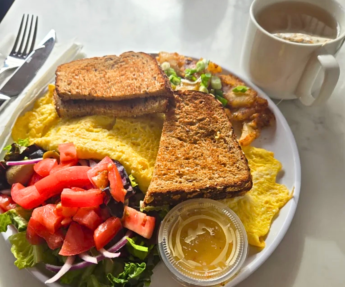 breakfast at Pop's Espresso Bar in New Rochelle, New York