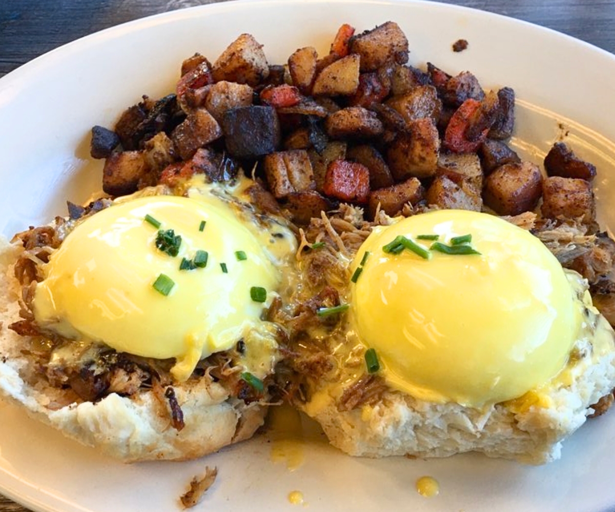 Cochon Benedict at Mason-Dixon Cafe in Fredericksburg, VA