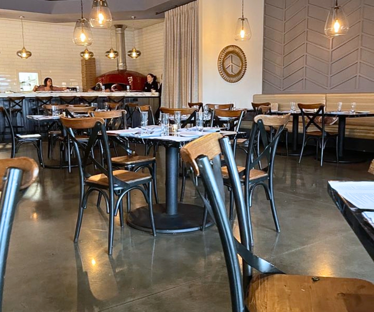 interior of Tre Luna Bar and Kitchen in Hoover, AL