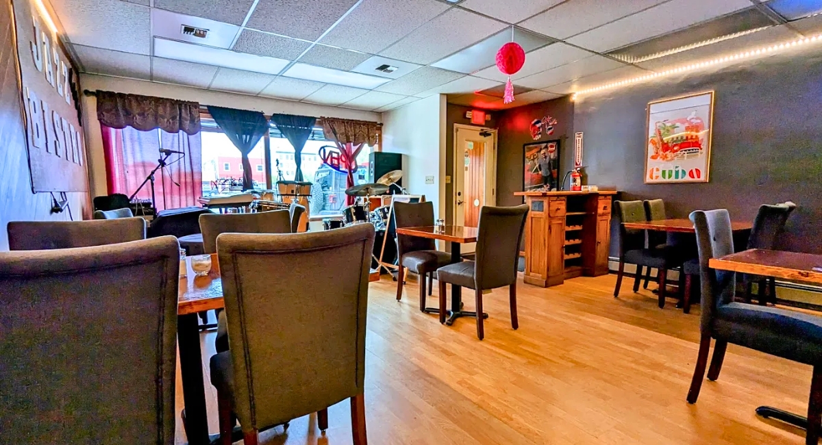 interior of Jazz Bistro in Fairbanks, AK
