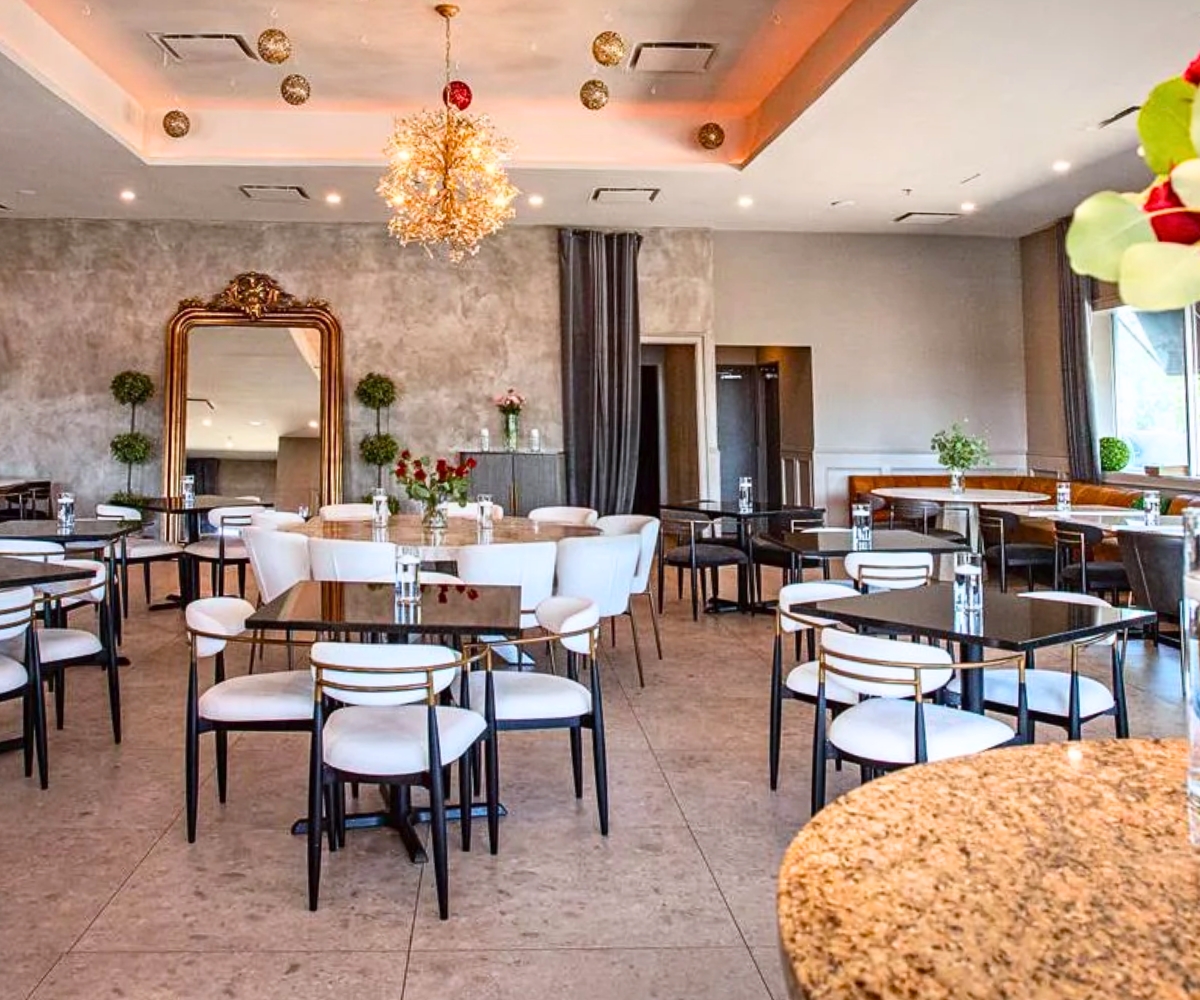 interior of Ardiana’s Restaurant in Novi, MI