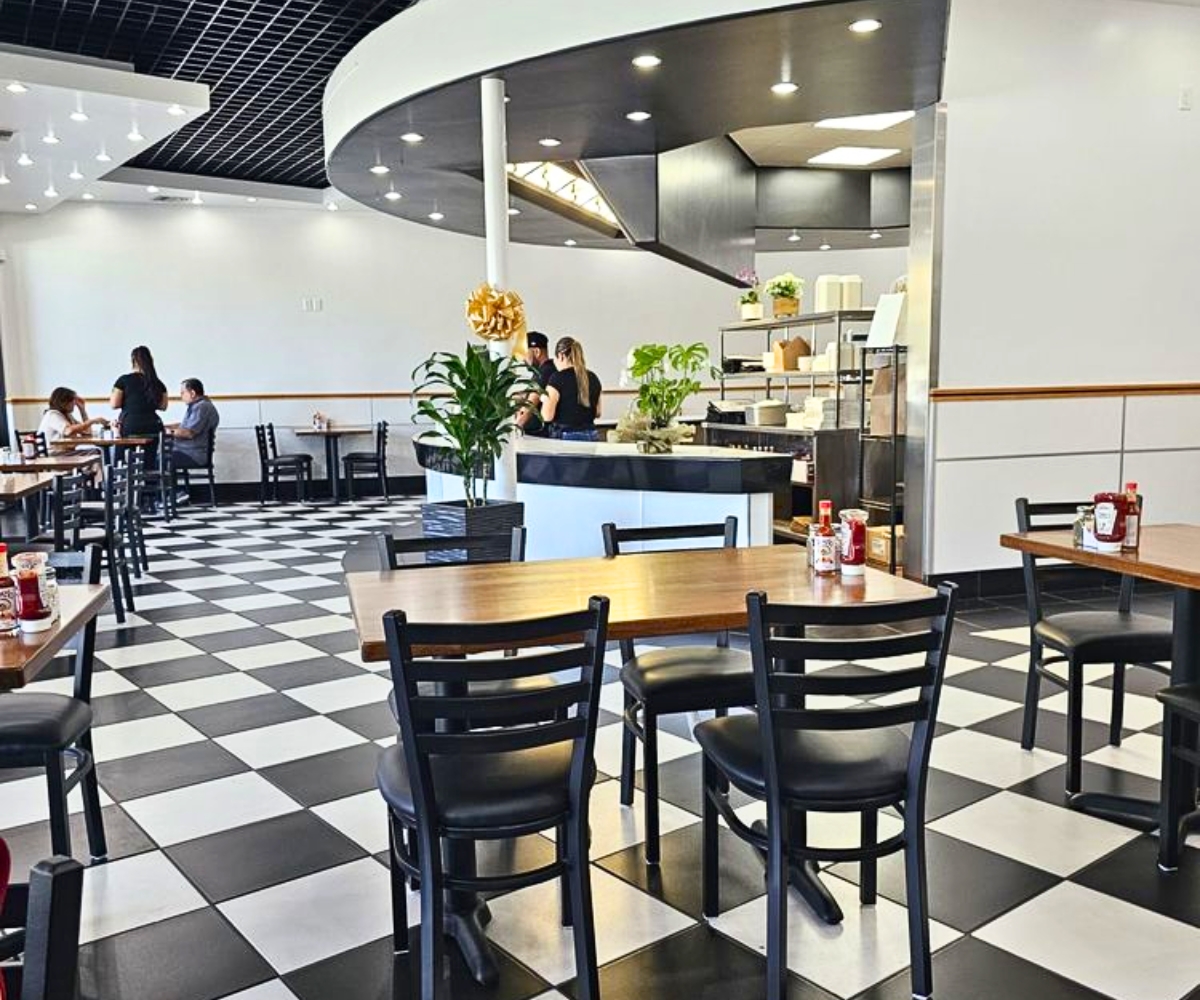 interior of Garcia Bros Cafe in Santa Clarita, California