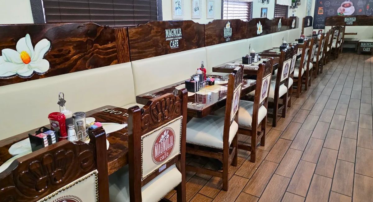interior of Magnolia Cafe in Durant, OK