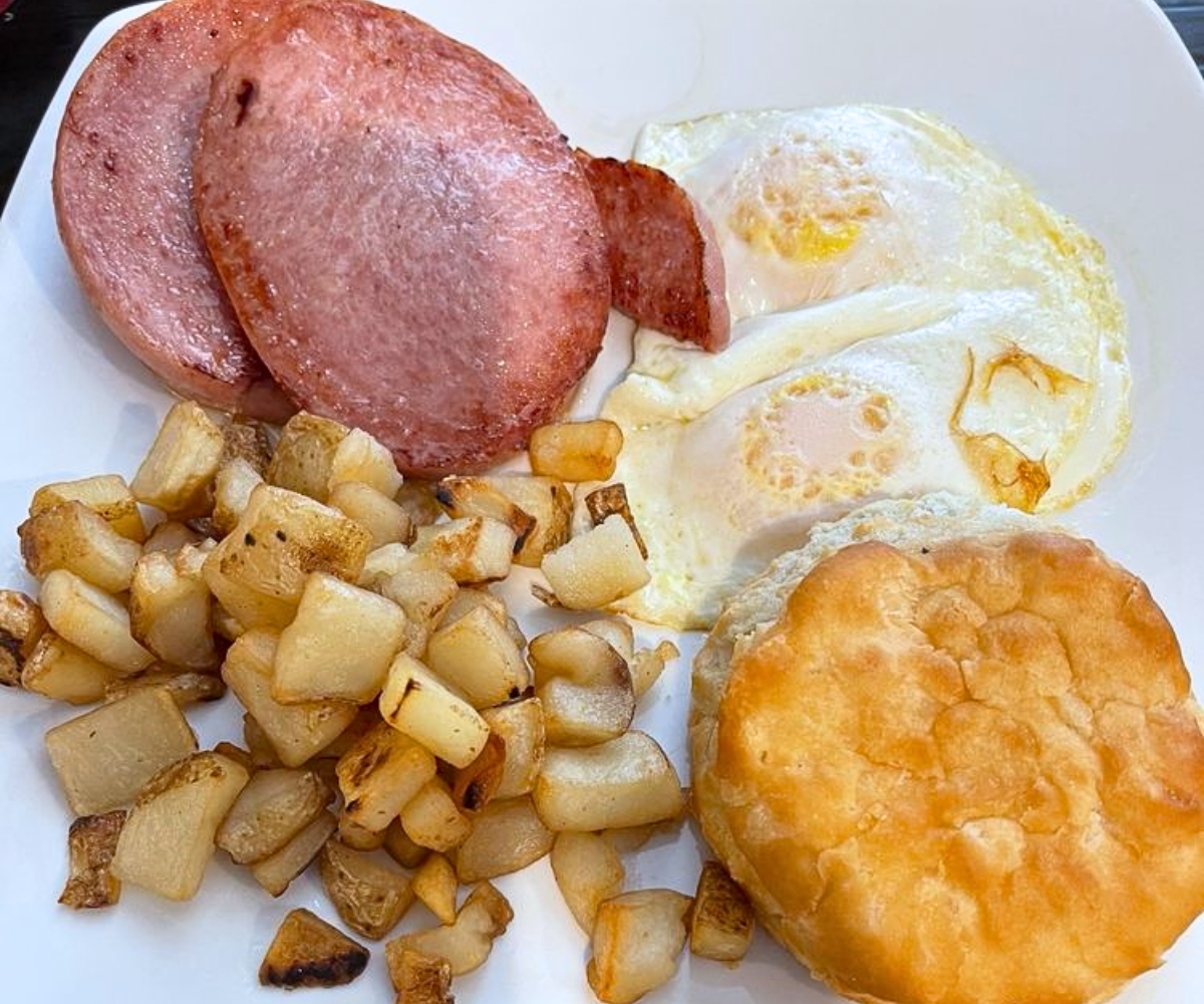 Basic Egg Plate at The Hive in Erlanger, KY