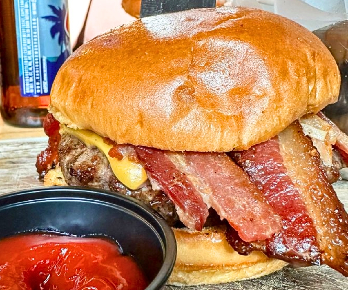 burger at Florida Boy Burger in Fort Myers, Florida