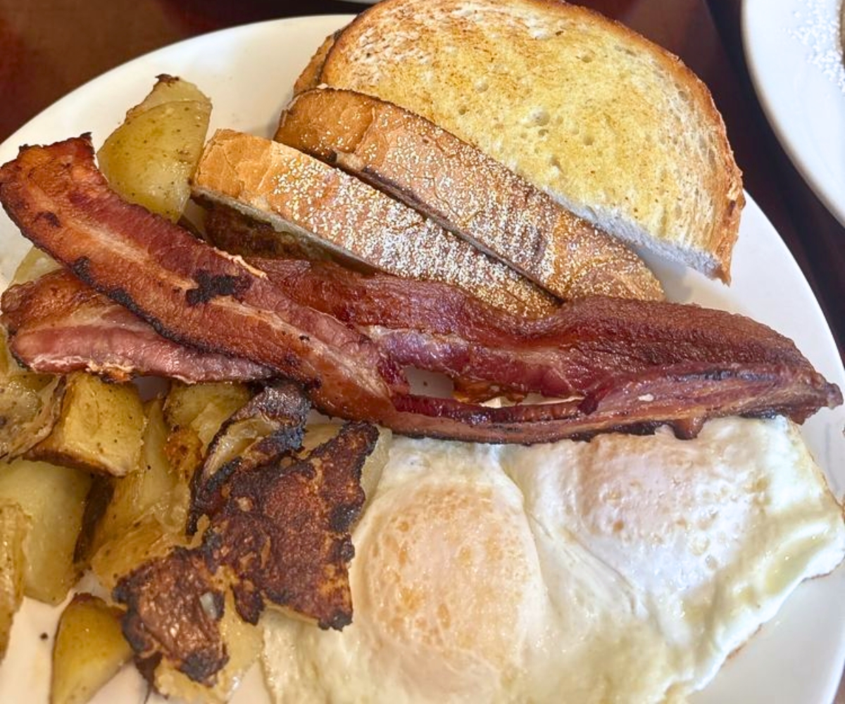 Eggs, potato and bacon at The Cubby Hole in Moorestown, New Jersey