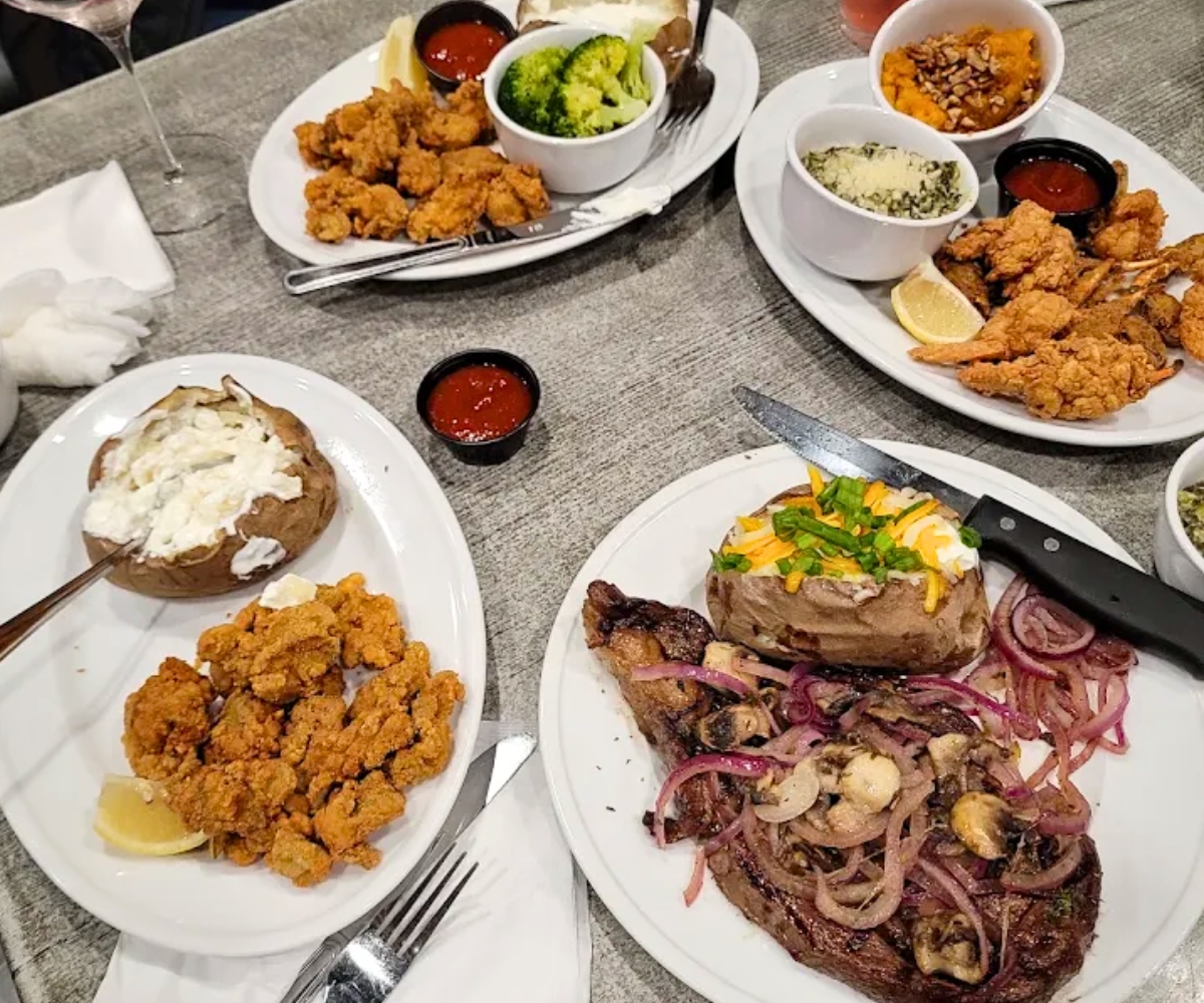 spread at Brady's Steaks and Seafood in Pascagoula, MS