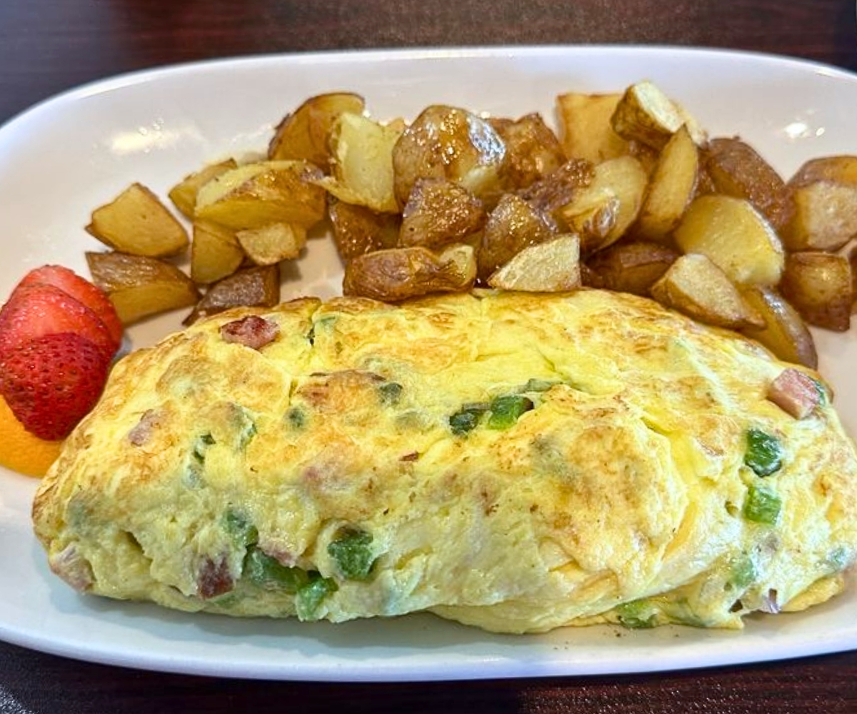 Denver Omelette at Sunrise Ranch Restaurant in Wentzville, Missouri