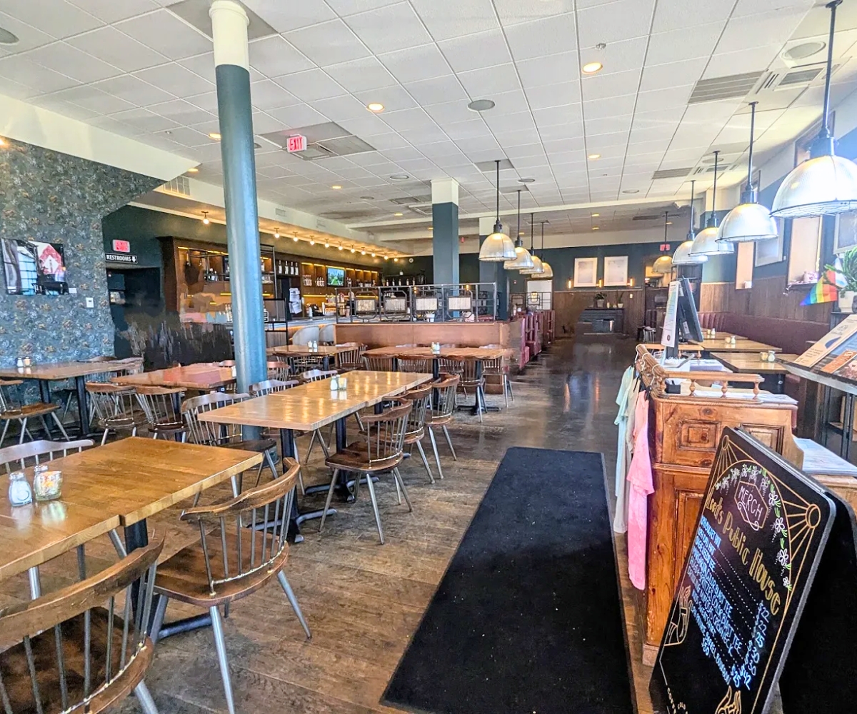 interior of Leeds Public House in Michigan City, IN