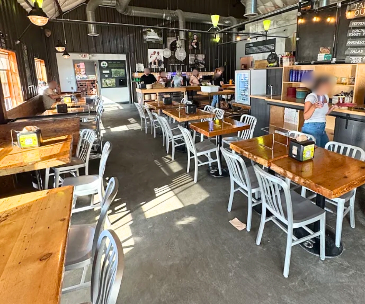interior of Folino's Pizza in Shelburne, VT